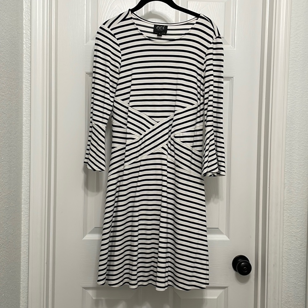 ECI New York navy‎ blue and white, long sleeve midi dress